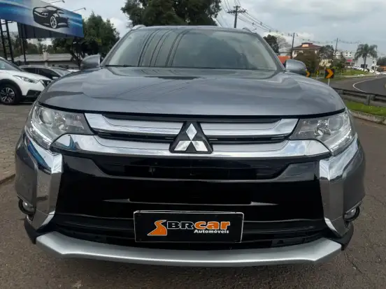 MITSUBISHI-OUTLANDER-2016