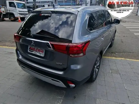 MITSUBISHI-OUTLANDER-2.2 MIVEC DI-D DIESEL HPE-S AWD AUTOMÁTICO MITSUBISHI-OUTLANDER-2021