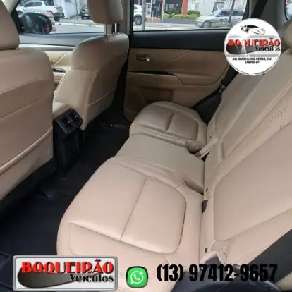 MITSUBISHI-OUTLANDER-2021