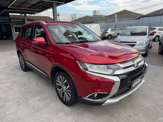 MITSUBISHI-OUTLANDER-3.0 GT 4X4 V6 24V GASOLINA 4P AUTOMÁTICO MITSUBISHI-OUTLANDER-2017
