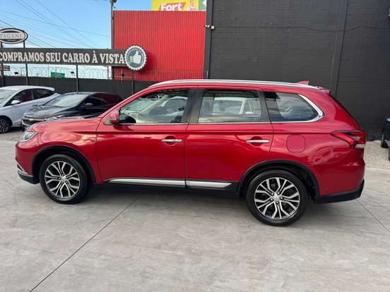 MITSUBISHI-OUTLANDER-2017