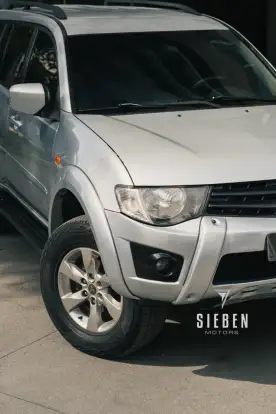 MITSUBISHI-PAJERO-2017
