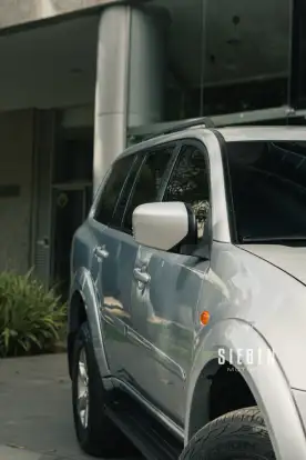 MITSUBISHI-PAJERO-2017