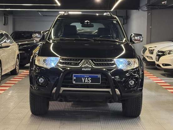 MITSUBISHI-PAJERO DAKAR-3.5 HPE 7 LUGARES 4X4 V6 24V FLEX 4P AUTOMÁTICO MITSUBISHI-PAJERO DAKAR-2014