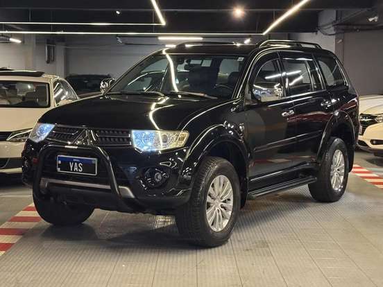 MITSUBISHI-PAJERO DAKAR-3.5 HPE 7 LUGARES 4X4 V6 24V FLEX 4P AUTOMÁTICO MITSUBISHI-PAJERO DAKAR-2014