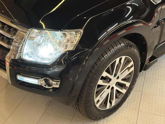 MITSUBISHI-PAJERO FULL-3.8 HPE 4X4 V6 24V GASOLINA 4P AUTOMÁTICO MITSUBISHI-PAJERO FULL-2019