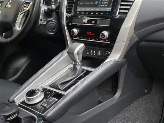 MITSUBISHI-PAJERO SPORT-2022