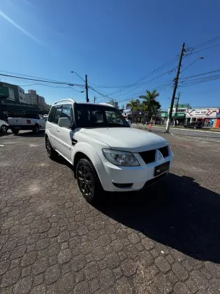 MITSUBISHI PAJERO TR4 2.0 4X2 16V 140CV FLEX 4P AUTOMÁTICO MITSUBISHI PAJERO TR4 2.0 4X2 16V 140CV FLEX 4P AUTOMÁTICO