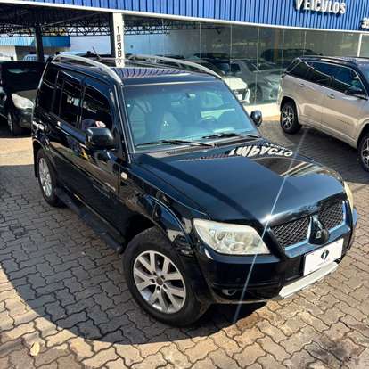MITSUBISHI-PAJERO TR4-2009