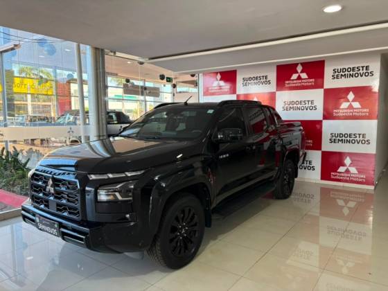 MITSUBISHI TRITON 2.4 BITURBO DIESEL CD KATANA 4X4 AUTOMÁTICO
