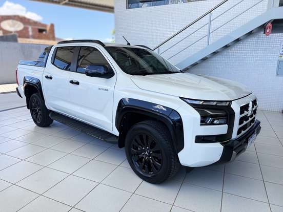 MITSUBISHI-TRITON-2.4 BITURBO DIESEL CD KATANA 4X4 AUTOMÁTICO MITSUBISHI-TRITON-2025