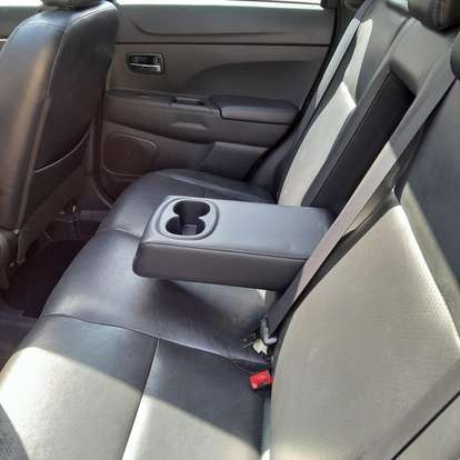 MITSUBISHI-ASX-2010