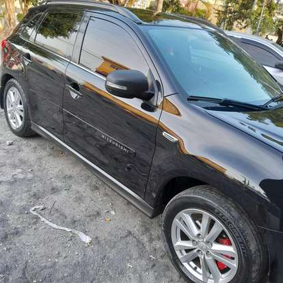 MITSUBISHI-ASX-2010