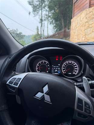 MITSUBISHI-ASX-2010