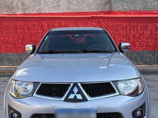 MITSUBISHI-L200 TRITON-3.2 HPE 4X4 CD 16V TURBO INTERCOOLER DIESEL 4P AUTOMÁTICO MITSUBISHI-L200 TRITON-2010