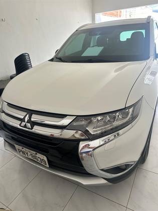 MITSUBISHI OUTLANDER 3.0 GT 4X4 V6 24V GASOLINA 4P AUTOMÁTICO
