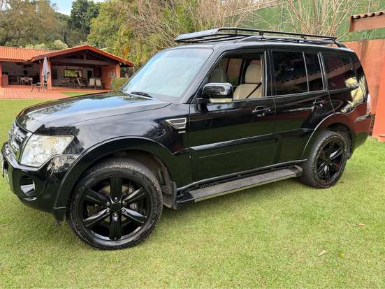 MITSUBISHI-PAJERO FULL-2013
