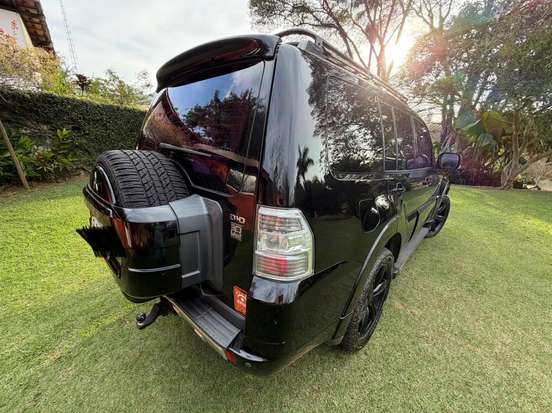 MITSUBISHI-PAJERO FULL-3.2 HPE 4X4 16V TURBO INTERCOOLER DIESEL 4P AUTOMÁTICO MITSUBISHI-PAJERO FULL-2013