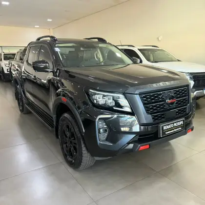 NISSAN FRONTIER 2.3 16V TURBO DIESEL PRO4X CD 4X4 AUTOMÁTICO