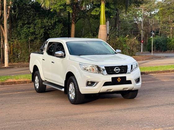 NISSAN FRONTIER 2.3 16V TURBO DIESEL XE CD 4X4 AUTOMÁTICO