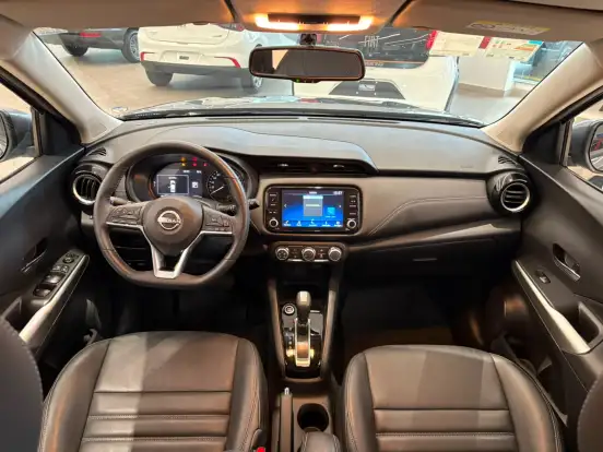 NISSAN-KICKS-2023