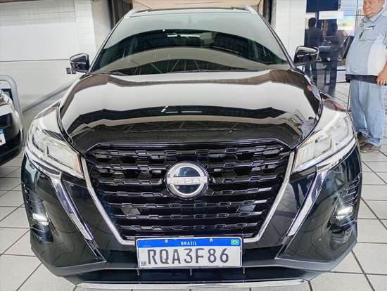 NISSAN-KICKS-2023