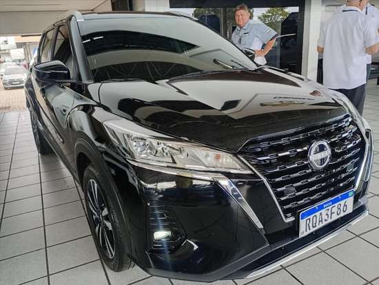 NISSAN-KICKS-2023