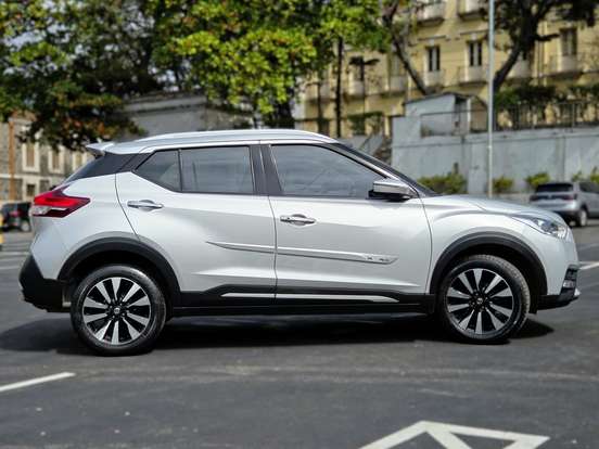 NISSAN-KICKS-2018