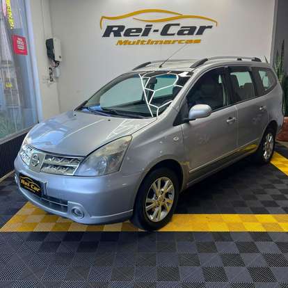 NISSAN-LIVINA-2013