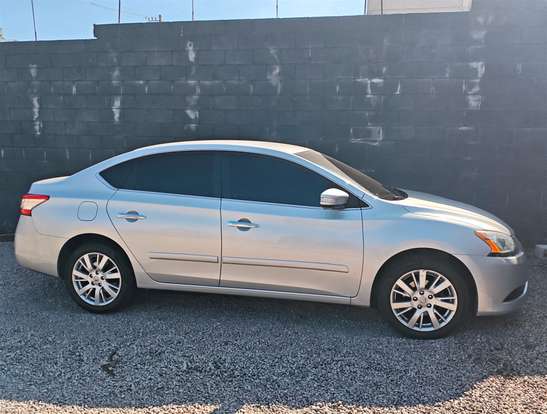 NISSAN-SENTRA-2014