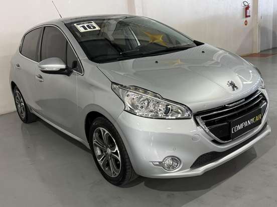 PEUGEOT-208-2015