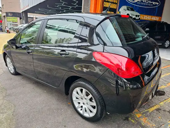 PEUGEOT-308-2012