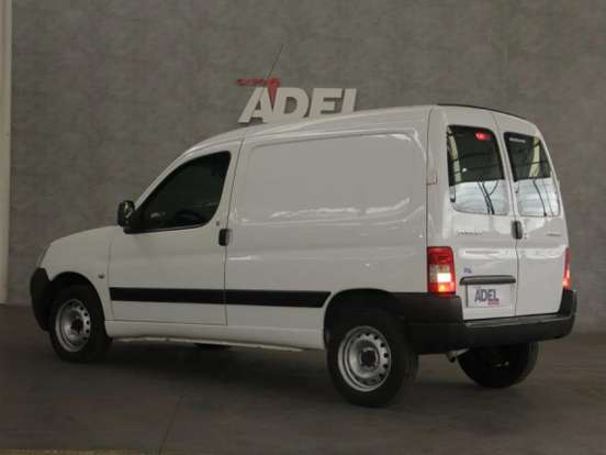 PEUGEOT-PARTNER-2020