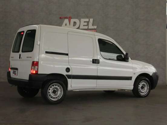 PEUGEOT-PARTNER-2020