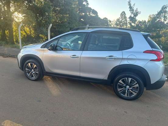 PEUGEOT-2008-1.6 16V FLEX GRIFFE 4P AUTOMÁTICO PEUGEOT-2008-2019