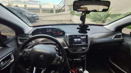 PEUGEOT-2008-1.6 16V FLEX GRIFFE 4P AUTOMÁTICO PEUGEOT-2008-2016