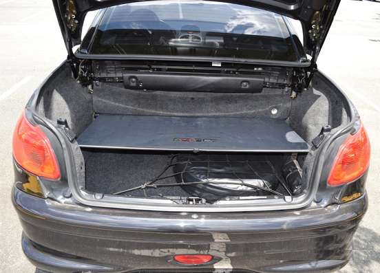 PEUGEOT-206-2004