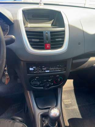PEUGEOT-207-2010