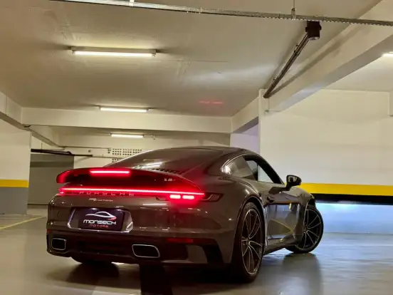 PORSCHE-911-2024
