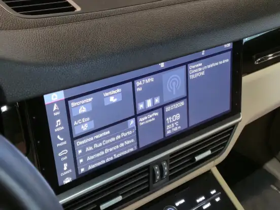 PORSCHE-CAYENNE-2018