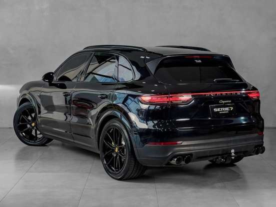 PORSCHE-CAYENNE-2019