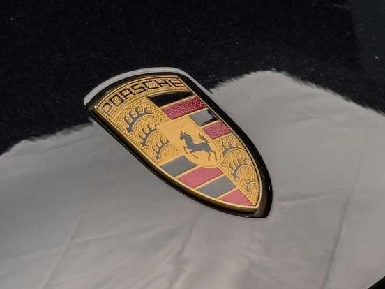 PORSCHE-CAYENNE-2019