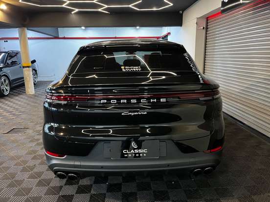 PORSCHE-CAYENNE-2025