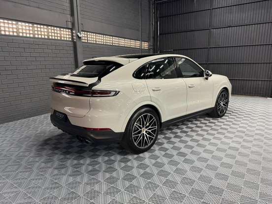 PORSCHE-CAYENNE-2024