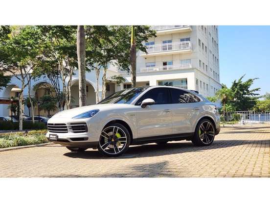 PORSCHE-CAYENNE-2023