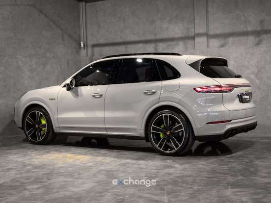 PORSCHE-CAYENNE-3.0 V6 E-HYBRID PLATINUM EDITION AWD TIPTRONIC S PORSCHE-CAYENNE-2023