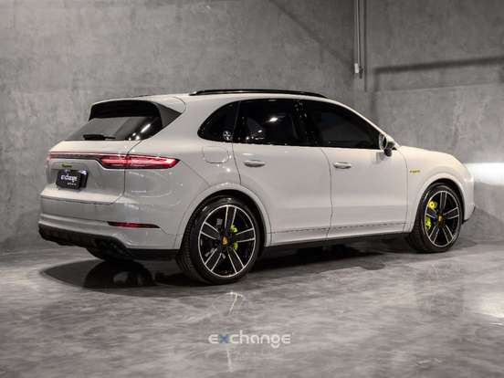 PORSCHE-CAYENNE-3.0 V6 E-HYBRID PLATINUM EDITION AWD TIPTRONIC S PORSCHE-CAYENNE-2023
