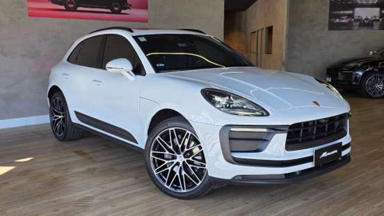 PORSCHE-MACAN-2024