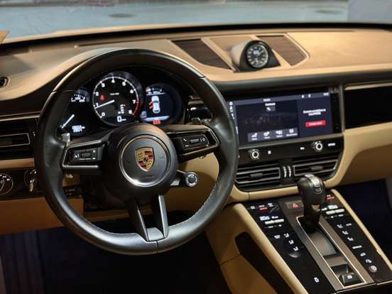 PORSCHE-MACAN-2024