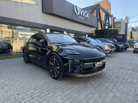 PORSCHE MACAN TURBO ELÉTRICO